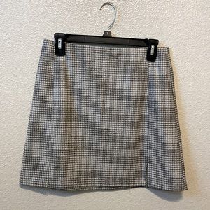 black white and gold mini skirt worn once